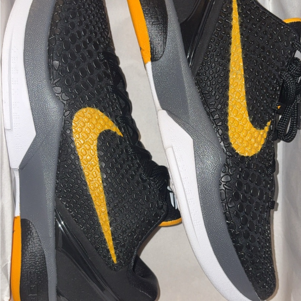 KOBE 6 BLACK DEL SOL GK